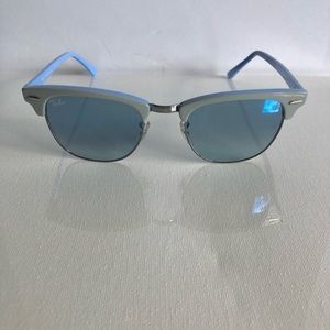 Ray Ban sunglasses w/case